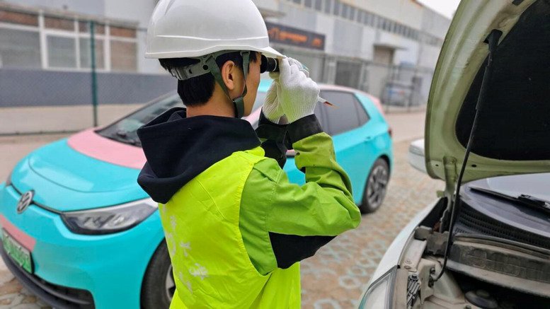 為教職工車輛做安全檢測(cè)